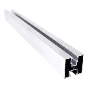 PV-Montageprofil Aluminium 40×40 mm – Schiene 665 cm für M10-Schrauben