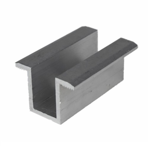 Zentralklemme H25 L50 mit Erdungsstift PV-04-09