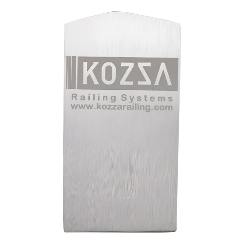 Kozza Seitenabschluss links für Glasgeländerprofil U KE 100 – matt eloxiertes Aluminium 000-857 (1)